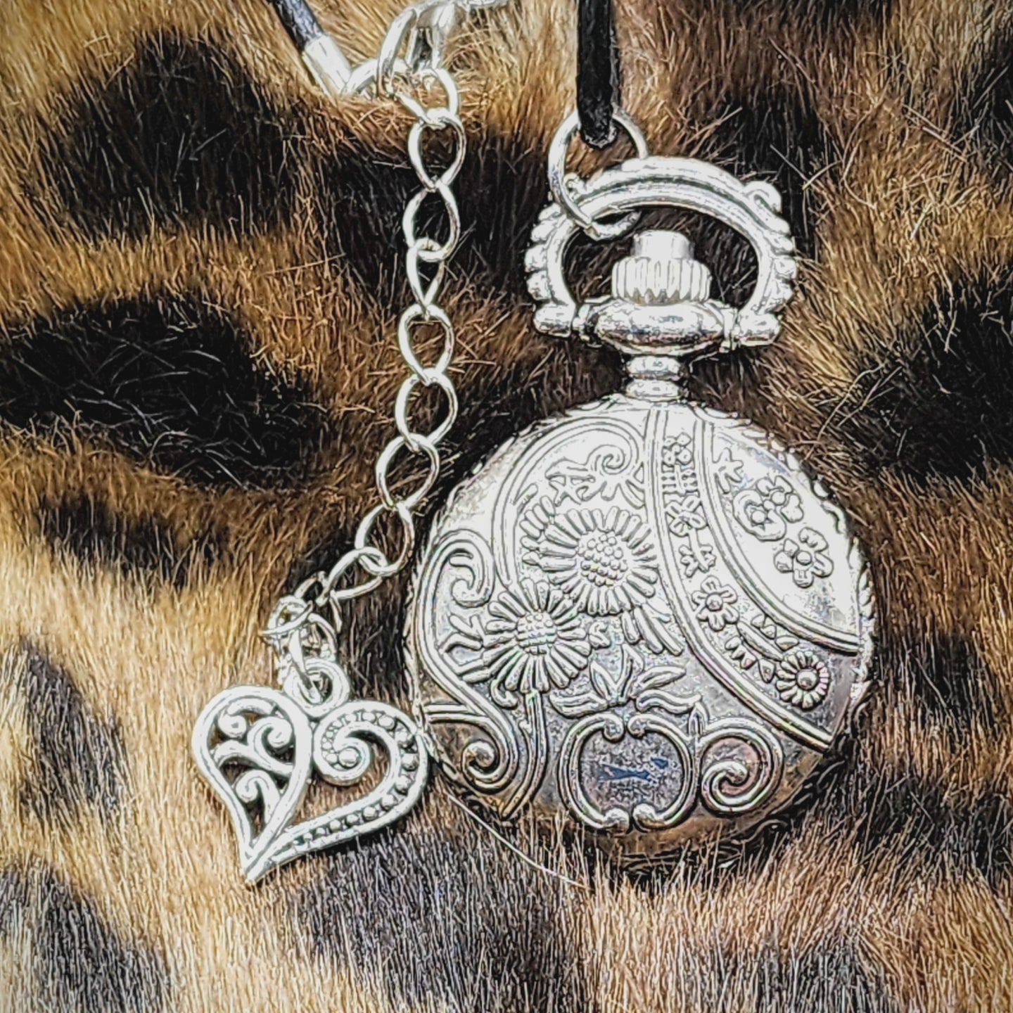 Photo pocket necklace